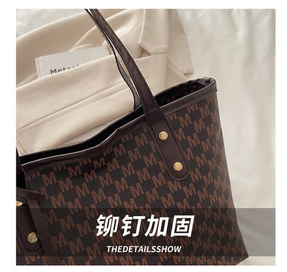 73fd5cad-2115-4646-bc93-bffe408f0939