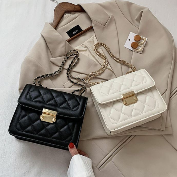 Women's Quilted Chain Shoulder & Crossbody Bag wholesale product image